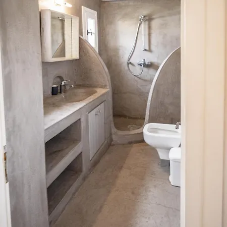 White Rock & ホテル *