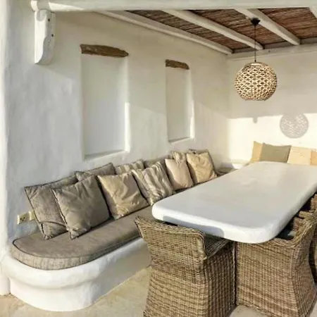 White Rock & ホテル *