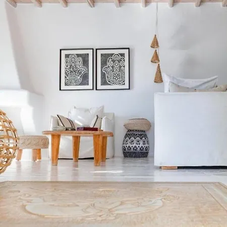 White Rock & Houlakia