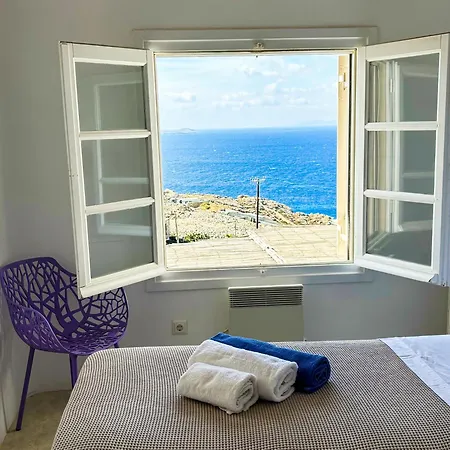 White Rock & Hotel Houlakia (Mykonos)